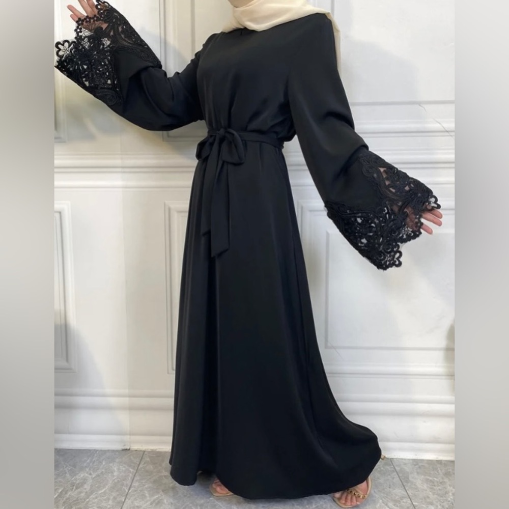Black Abaya